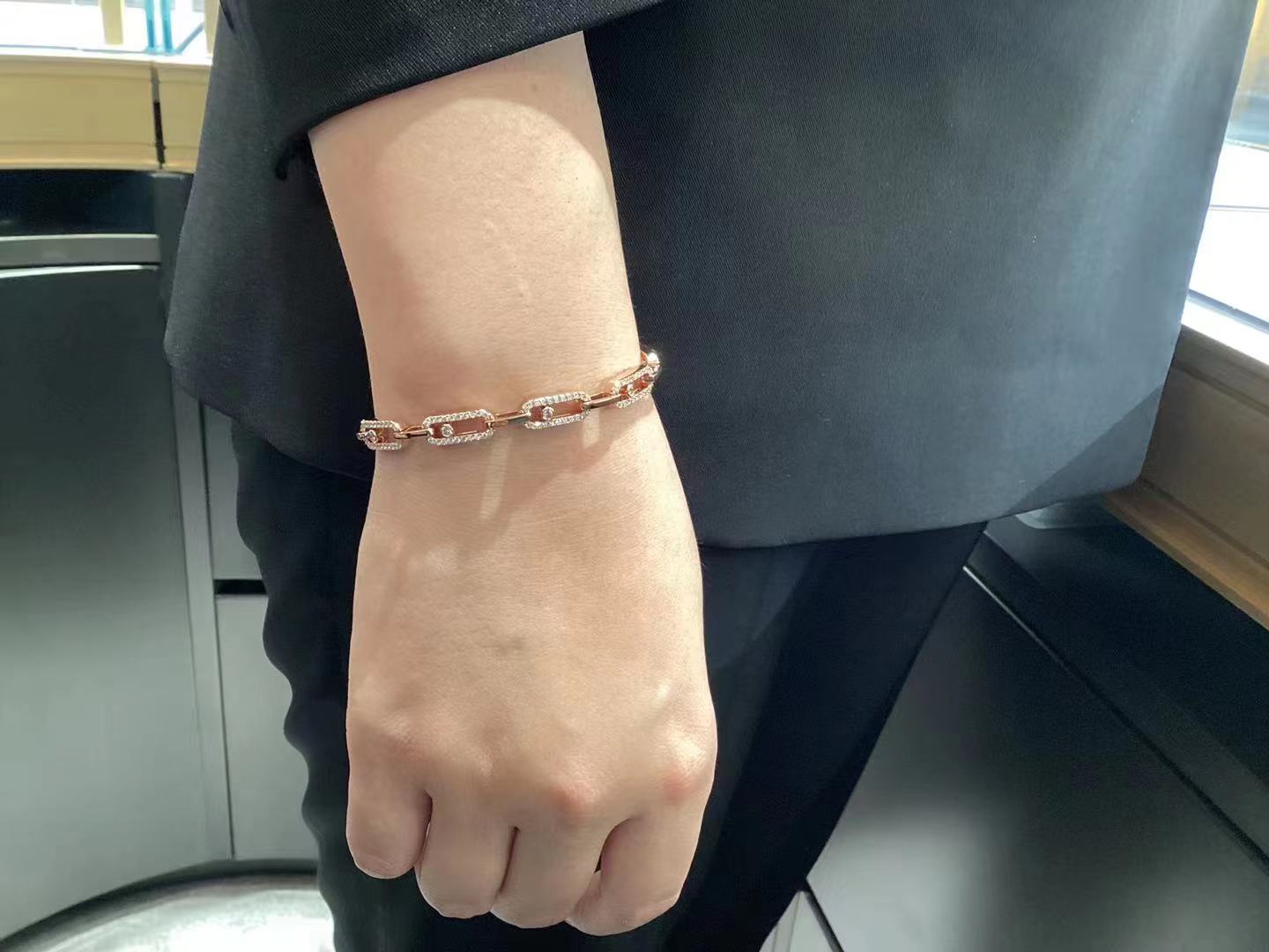 MSK-12187半钻活动手链