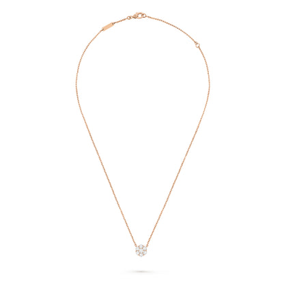 VCARPEBC00 9mm wide small V-shaped snowflake six claws six circumferences one bolt chain pendant necklace