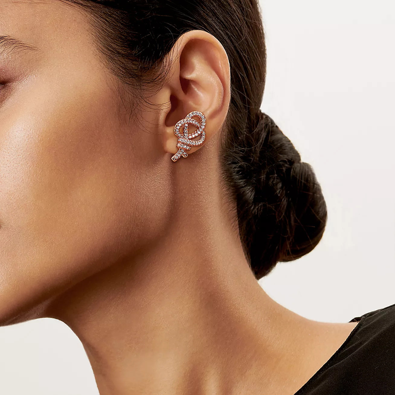 TIF-72984986 three-ring knotted rope earrings