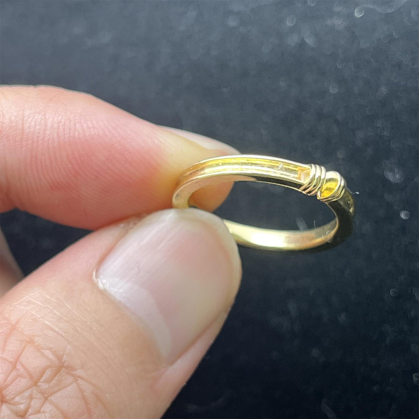 HS-620927 red string open ring